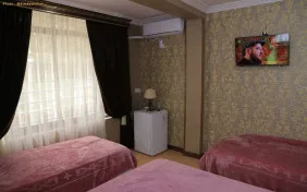 اتاق چهار تخته (اقامت با صبحانه)