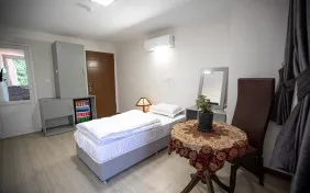 اتاق یک تخته (اقامت با صبحانه)