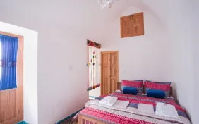 اتاق دو تخته دبل گلشن (اقامت با صبحانه)