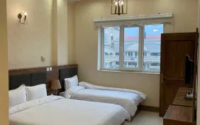 اتاق پنج تخت کانکت (اقامت با صبحانه)