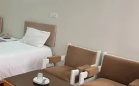 اتاق یک تخته (اقامت باصبحانه)