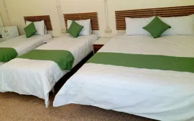 اتاق پنج تخته (اقامت با صبحانه)