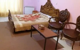 اتاق سه تخته (اقامت با صبحانه)