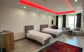 اتاق جونیور سه تخته روبه جنگل (اقامت با صبحانه)