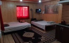 سوئیت دونفره جکوزی دار (اقامت بدون صبحانه)