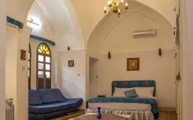 اتاق دوتخته دبل برلیان حیاط پنجم (اقامت با صبحانه)