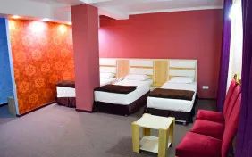 اتاق سه تخته A (اقامت با صبحانه)