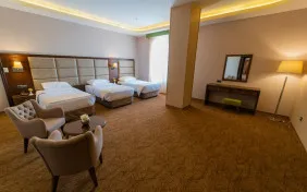 اتاق سه تخته A (اقامت با صبحانه)