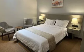 اتاق دو تخته دبل اکونومی بدون پنجره (اقامت با صبحانه)