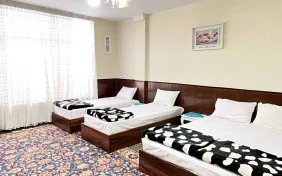 اتاق چهار تخته (اقامت با صبحانه)