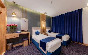 اتاق دو تخته توئین (اقامت با صبحانه)