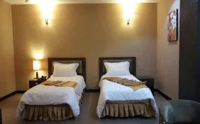 اتاق دو تخته توئین (اقامت با صبحانه)