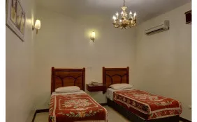 سوئیت دو خوابه چهار نفره (اقامت با صبحانه)