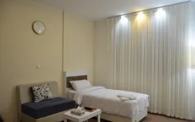 اتاق سه تخته (اقامت با صبحانه)