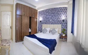 سوئیت دوتخته دبل لوکس (اقامت با صبحانه)