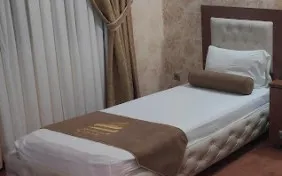 اتاق یک تخته (اقامت با صبحانه)