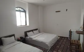 اتاق پنج تخته (اقامت با صبحانه)