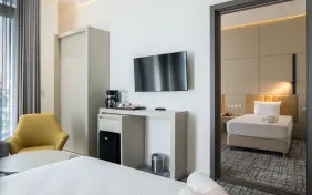 کانکت چهارتخته (اقامت با صبحانه)