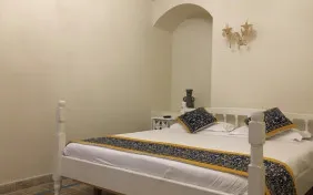 اتاق دبل حیاط دوم (اقامت با صبحانه)