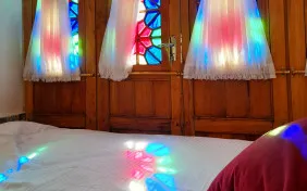 اتاق دوخوابه چهارتخته دلکش ودلربا (اقامت باصبحانه)