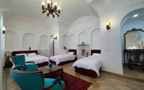 اتاق چهار تخته خوش نشین (اقامت با صبحانه)