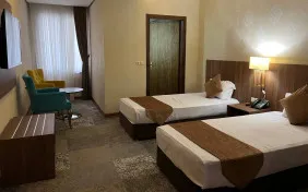 سوئیت یکخوابه چهارتخته (اقامت با صبحانه)