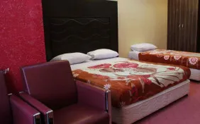 اتاق سه تخته (سینگل) (اقامت با صبحانه)