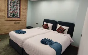 اتاق دو تخته توئین بوستان (اقامت با صبحانه)