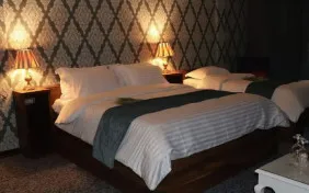 اتاق سه تخته جنگل پرمیوم (اقامت با صبحانه)