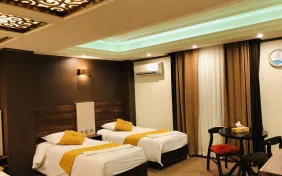 اتاق پنج تخته (اقامت با صبحانه)