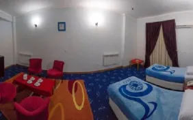 سوئیت سه نفره (اقامت با صبحانه)