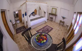 دو تخته دابل کینگ ماه عسل (110) (اقامت با صبحانه)