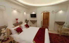 اتاق چهار تخته پگاه (اقامت با صبحانه)