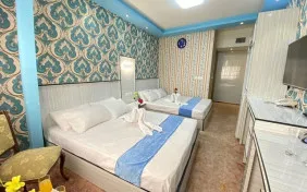 اتاق سه تخته هتلی (اقامت با صبحانه)