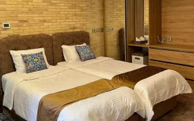 اتاق دو تخته توئین vip بابونه (اقامت با صبحانه)