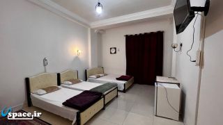 اتاق 4 تخته (دارای سرویس بهداشتی ایرانی اختصاصی)