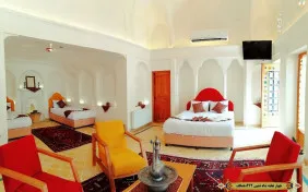 اتاق چهارتخته شاه نشین (اقامت با صبحانه)