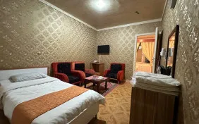 اتاق سه تخته (اقامت با صبحانه)