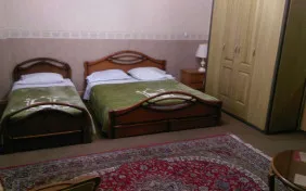 سوئیت سه نفره (اقامت با صبحانه)