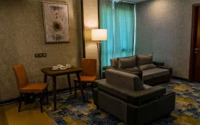 سوئیت دو خوابه چهار نفره (اقامت صبحانه)