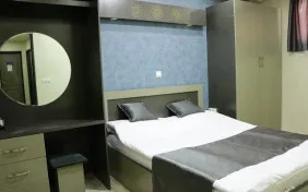 سوئیت دو نفره (اقامت با صبحانه)