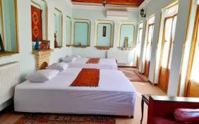 اتاق چهارتخته(سینگل) (اقامت با صبحانه)