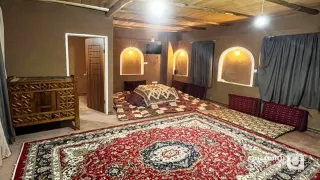 سوئیت یک خوابه شماره سه دارای سرویس بهداشتی اختصاصی (طبقه اول)