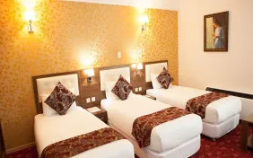 سوئیت پنج تخته اکونومی (اقامت با صبحانه)