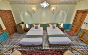 اتاق دوتخته توئین لوتوس (اقامت باصبحانه)