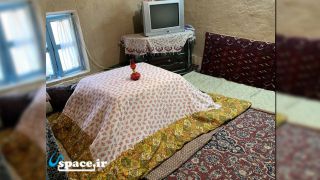 اتاق 12 متری شماره چهار دارای کرسی فاقد سرویس بهداشتی اختصاصی (طبقه اول)