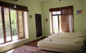 اتاق چهار تخته VIP شهریار (اقامت با صبحانه)