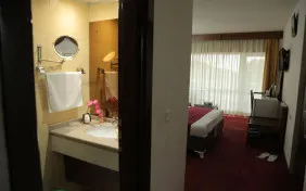 اتاق چهارتخته کانکت (اقامت با صبحانه)