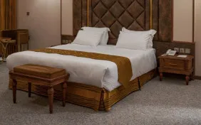 اتاق یک تخته (اقامت باصبحانه)