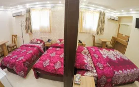 اتاق چهار تخته کانکت با آشپزخانه (اقامت با صبحانه)